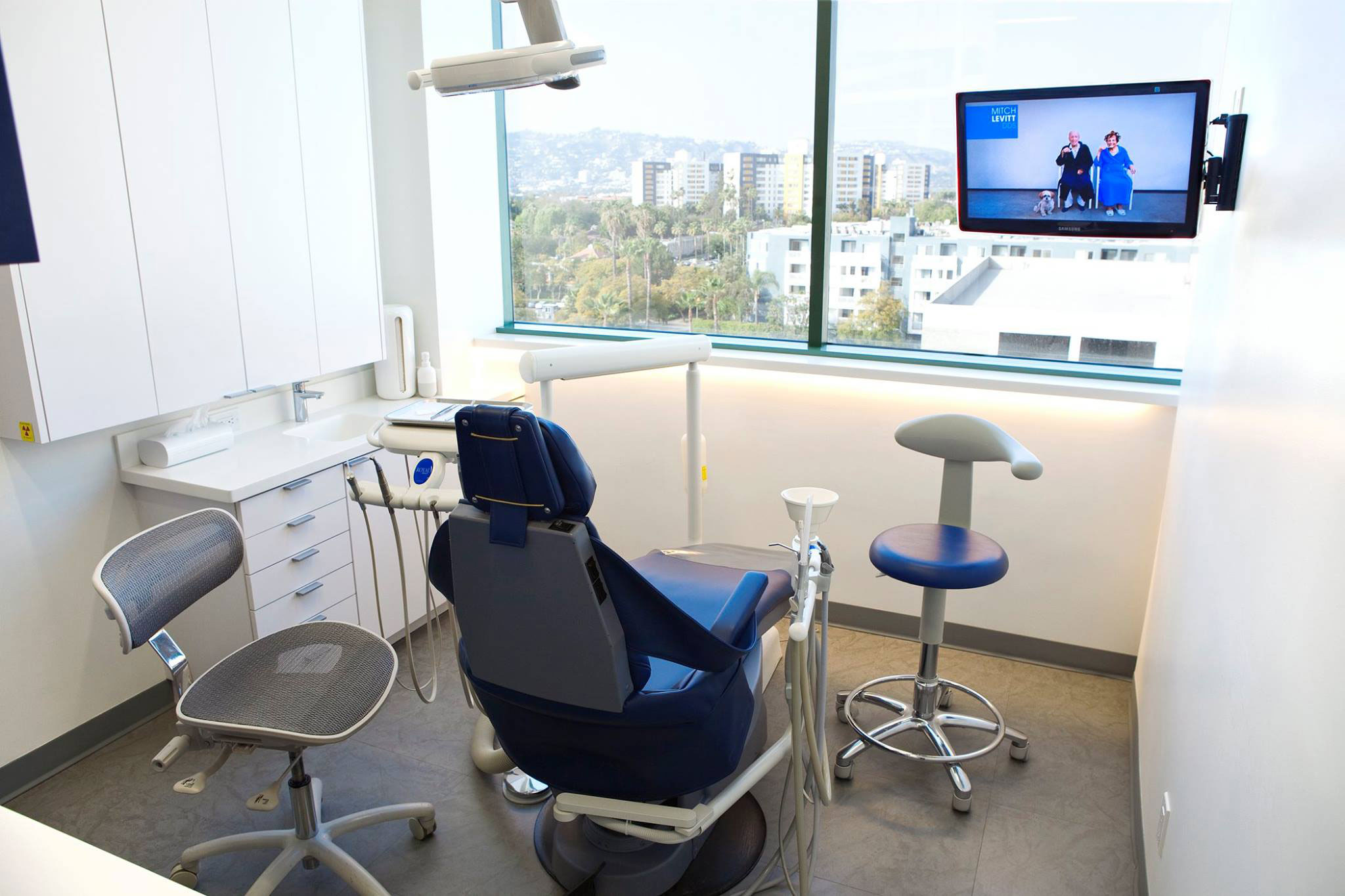 Miracle Mile Cosmetic Dentist